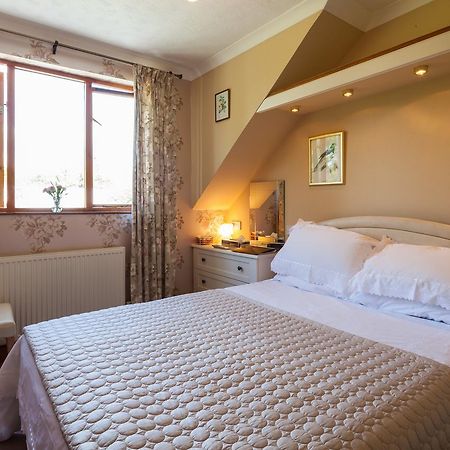 Langdon Farm Guest House Kilgetty Экстерьер фото
