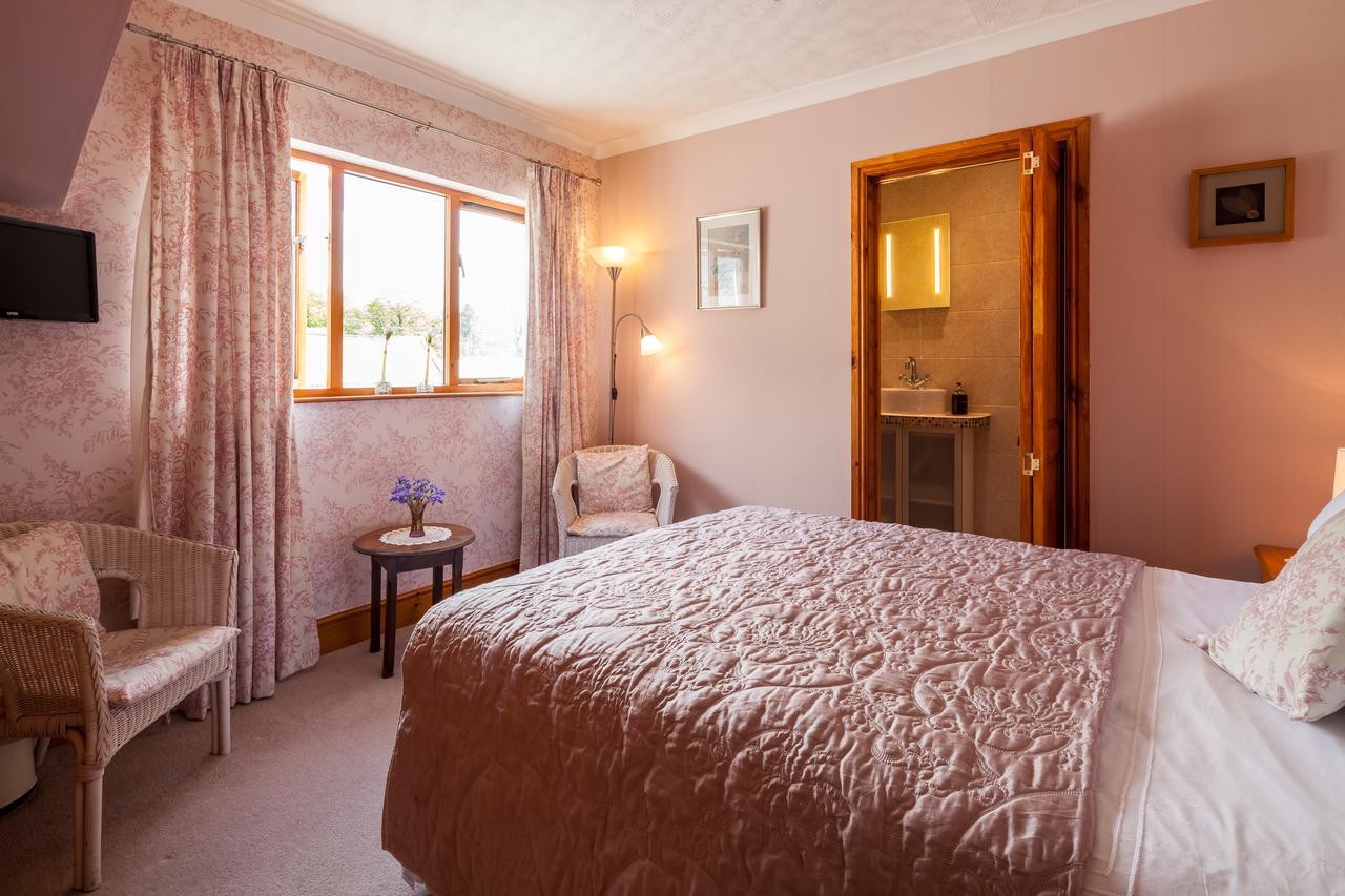 Langdon Farm Guest House Kilgetty Экстерьер фото